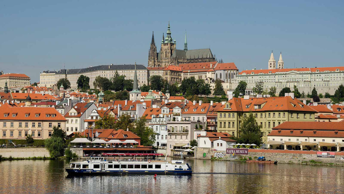 Prague River Cruise Guided Tour - Main image