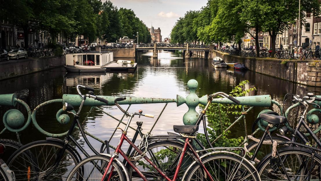 Vox City: Amsterdam Self-Guided Sightseeing Tours - Main image