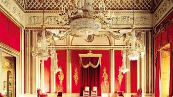 Interior Tour of Buckingham Palace with Royal Walking Tour - Image