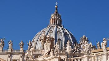 St. Peter’s Basilica guided tour and Dome climbing experience - Image